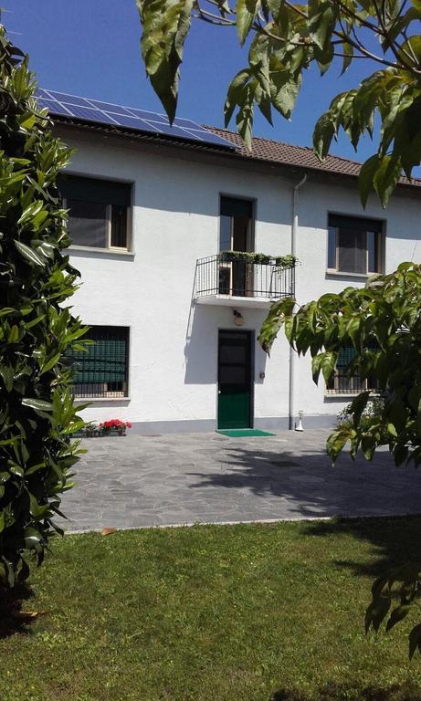 Affittacamere Giudici Lentate sul Seveso Esterno foto